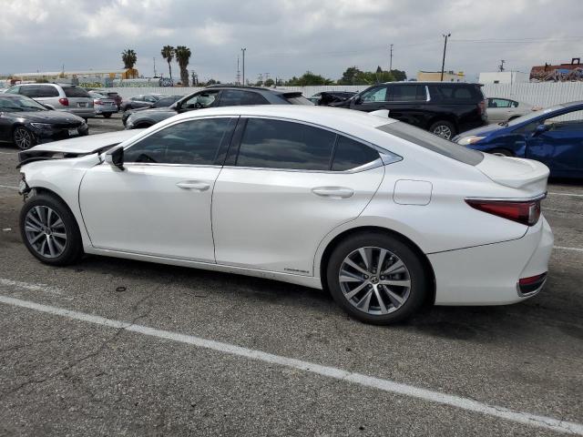 Photo 2 from auction – 2021 LEXUS ES 300H BA with VIN 58ACA1C13MU001098