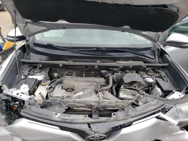 Photo 11 from auction – 2017 TOYOTA RAV4 XLE with VIN 2T3WFREV2HW387451