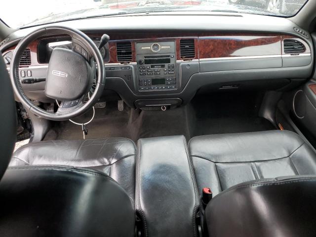 Photo 8 from auction – 2011 LINCOLN TOWN CAR E with VIN 2LNBL8EV5BX765529