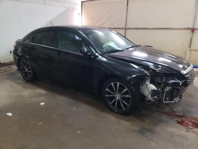 Photo 4 from auction – 2013 CHRYSLER 200 LIMITE with VIN 1C3CCBCG2DN611671