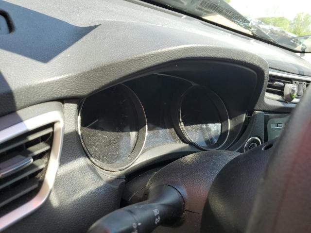 Photo 9 from auction – 2016 NISSAN ROGUE S with VIN KNMAT2MV0GP596841
