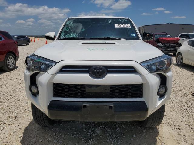 Photo 5 from auction – 2020 TOYOTA 4RUNNER SR with VIN JTEBU5JR5L5765649