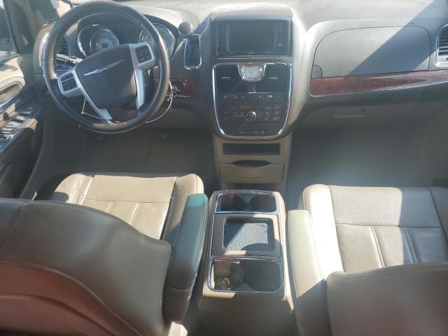 Photo 8 from auction – 2014 CHRYSLER TOWN & COU with VIN 2C4RC1BG0ER271412