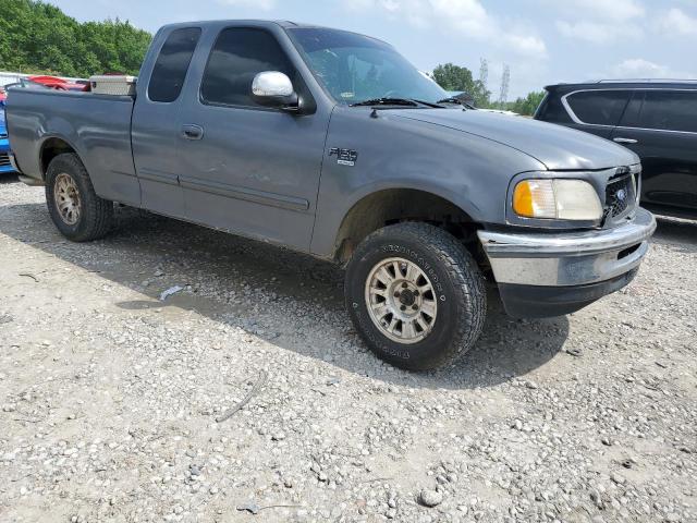 Photo 4 from auction – 2000 FORD F150 with VIN 1FTRX17L0YKA17535