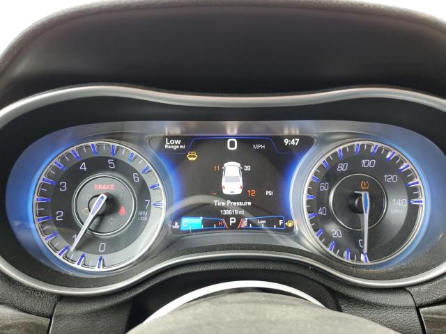 Photo 9 from auction – 2015 CHRYSLER 300 LIMITE with VIN 2C3CCAAG2FH802094