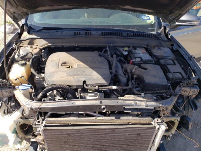 Photo 11 from auction – 2014 FORD FUSION SE with VIN 3FA6P0HD7ER193354