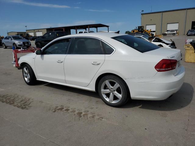 Photo 2 from auction – 2014 VOLKSWAGEN PASSAT S with VIN 1VWAS7A3XEC060855