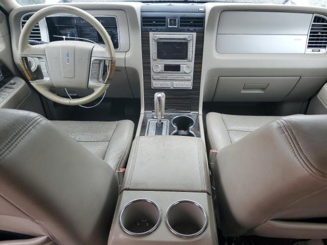 Photo 8 from auction – 2010 LINCOLN NAVIGATOR with VIN 5LMJJ2H52AEJ01129