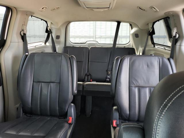 Photo 10 from auction – 2010 CHRYSLER TOWN & COU with VIN 2A4RR8D13AR502386