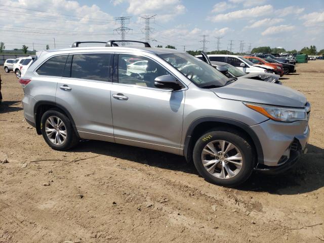 Photo 4 from auction – 2015 TOYOTA HIGHLANDER with VIN 5TDJKRFHXFS183025