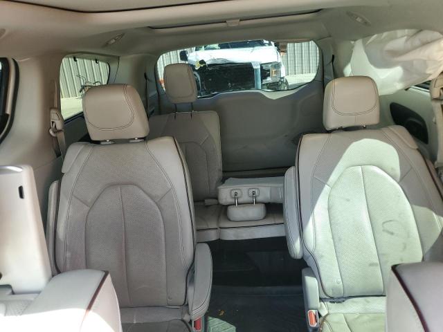 Photo 10 from auction – 2017 CHRYSLER PACIFICA L with VIN 2C4RC1GGXHR564828