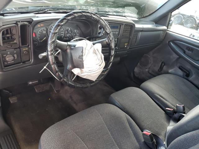 Photo 8 from auction – 2000 CHEVROLET SILVERADO with VIN 1GCEC14V3YE350780