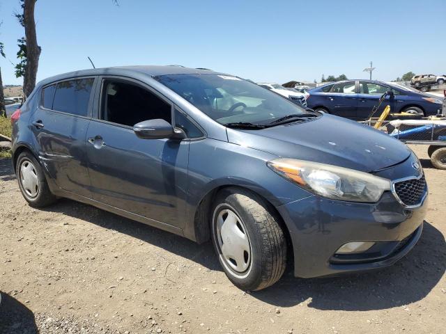 Photo 4 from auction – 2016 KIA FORTE LX with VIN KNAFK5A8XG5605496