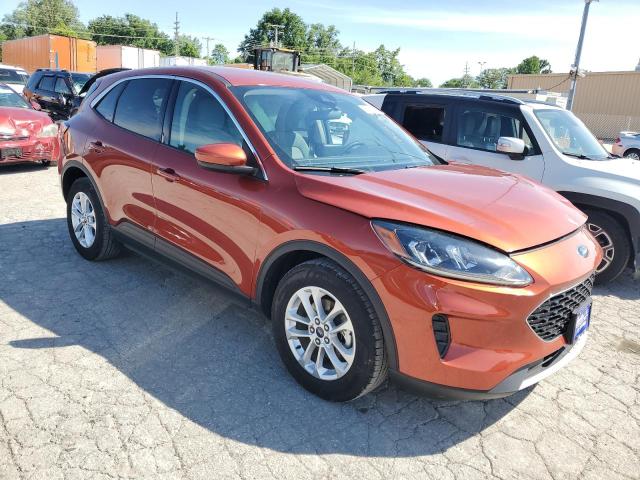 Photo 4 from auction – 2020 FORD ESCAPE SE with VIN 1FMCU0G63LUA76705