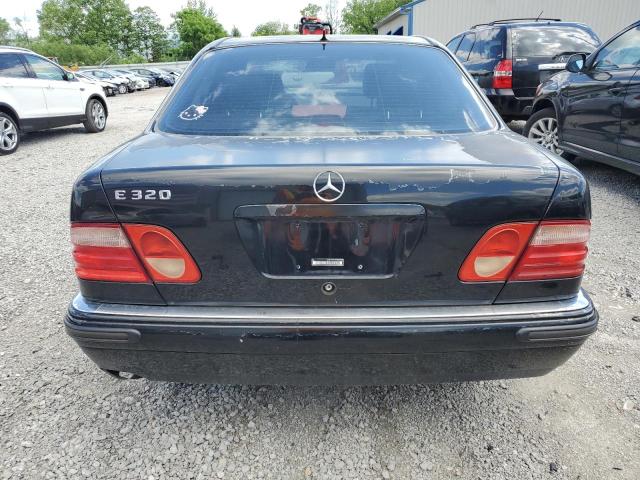 Photo 6 from auction – 1998 MERCEDES-BENZ E 320 4MAT with VIN WDBJF82F7WX003298