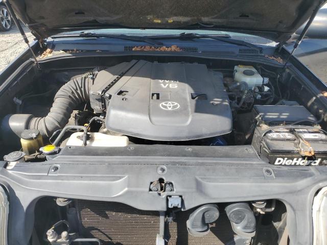 Photo 12 from auction – 2004 TOYOTA 4RUNNER SR with VIN JTEZU14R340026510