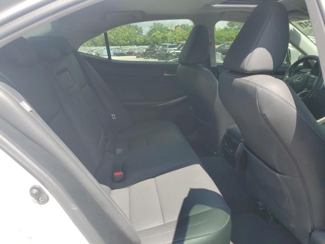 Photo 10 from auction – 2017 LEXUS IS 200T with VIN JTHBA1D29H5061710