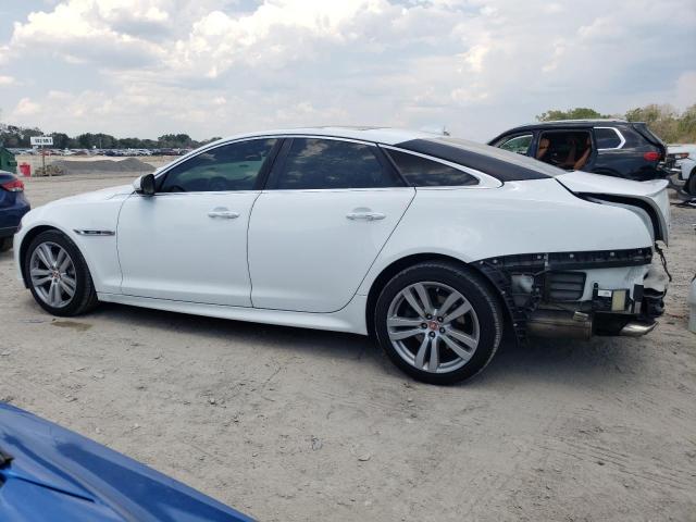 Фото 2 с аукциона – 2016 JAGUAR XJ с VIN SAJWJ1CD2G8V96088