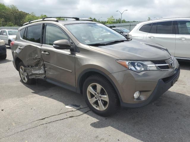 Photo 4 from auction – 2015 TOYOTA RAV4 XLE with VIN JTMRFREV4FD167557
