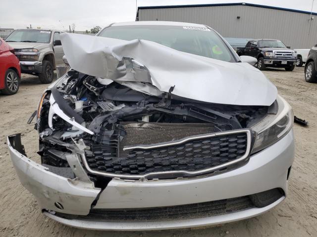 Photo 5 from auction – 2017 KIA FORTE LX with VIN KNAFK5A86H5719223