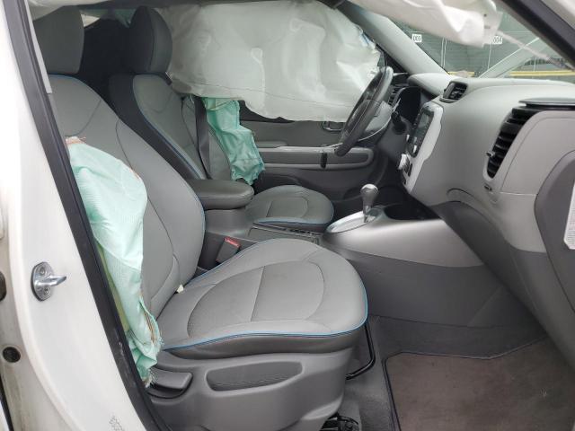 Photo 7 from auction – 2017 KIA SOUL EV + with VIN KNDJX3AEXH7021646