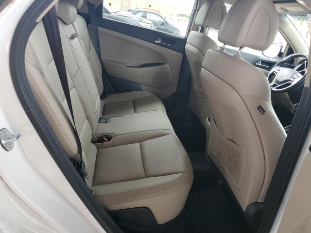 Photo 10 from auction – 2017 HYUNDAI TUCSON LIM with VIN KM8J3CA49HU529090