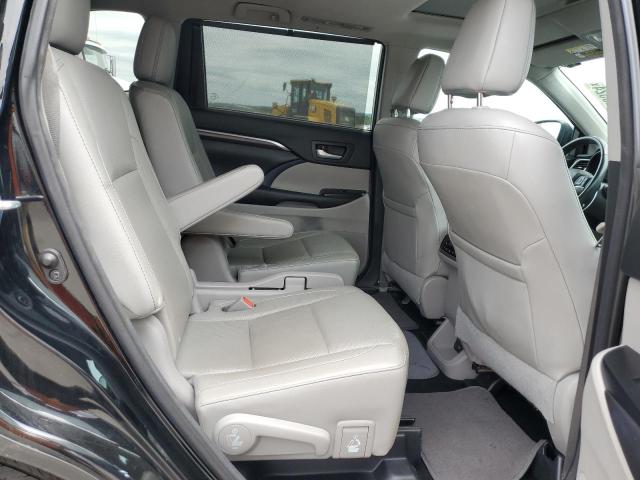 Photo 11 from auction – 2016 TOYOTA HIGHLANDER with VIN 5TDDKRFH8GS343434