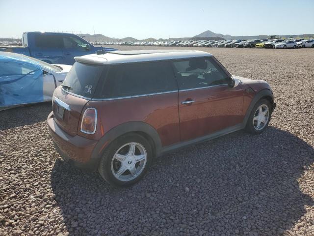 Photo 3 from auction – 2007 MINI COOPER with VIN WMWMF33547TU62690