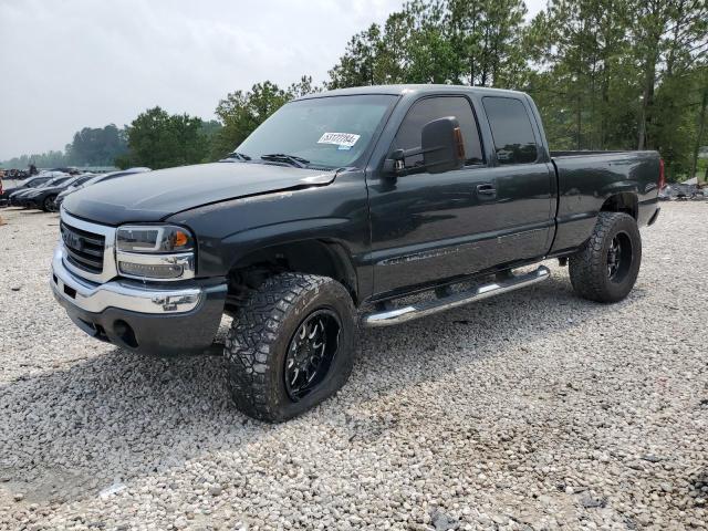 GMC NEW SIERRA 2004 with VIN 2GTEC19T241195383 - Photo from auction