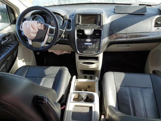 Photo 8 from auction – 2016 CHRYSLER TOWN & COU with VIN 2C4RC1BG0GR191191