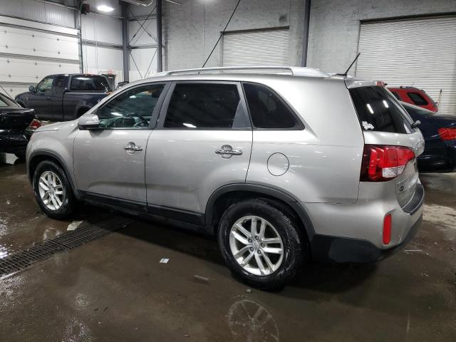 Photo 2 from auction – 2015 KIA SORENTO LX with VIN 5XYKT4A65FG551344