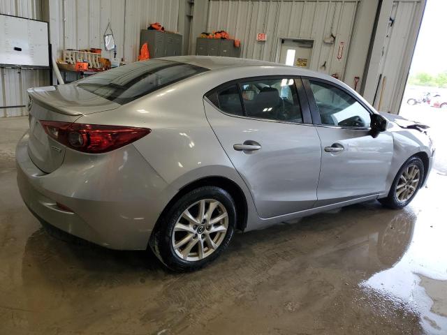 Photo 3 from auction – 2014 MAZDA 3 TOURING with VIN JM1BM1V71E1127379