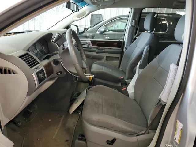 Photo 7 from auction – 2010 CHRYSLER TOWN & COU with VIN 2A4RR5D1XAR422971