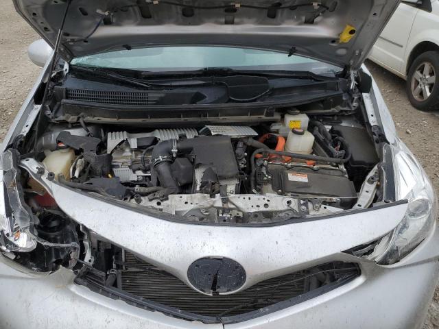 Photo 11 from auction – 2016 TOYOTA PRIUS V with VIN JTDZN3EUXGJ051175