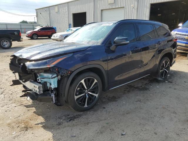 TOYOTA HIGHLANDER 2022 with VIN 5TDLZRAH4NS134901 - Photo from auction