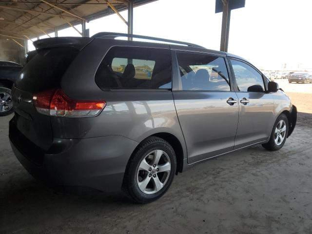 Photo 3 from auction – 2011 TOYOTA SIENNA LE with VIN 5TDKK3DC8BS130939