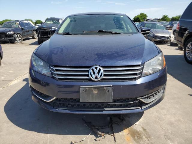 Photo 5 from auction – 2014 VOLKSWAGEN PASSAT S with VIN 1VWAT7A37EC044190
