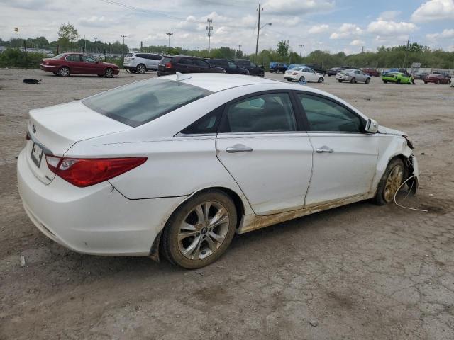 Photo 3 from auction – 2011 HYUNDAI SONATA SE with VIN 5NPEC4AC3BH302689