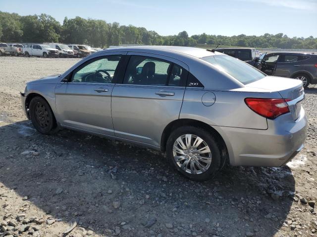 صورة رقم 2 من المزاد - 2014 CHRYSLER 200 LX مع VIN 1C3CCBAB7EN141064