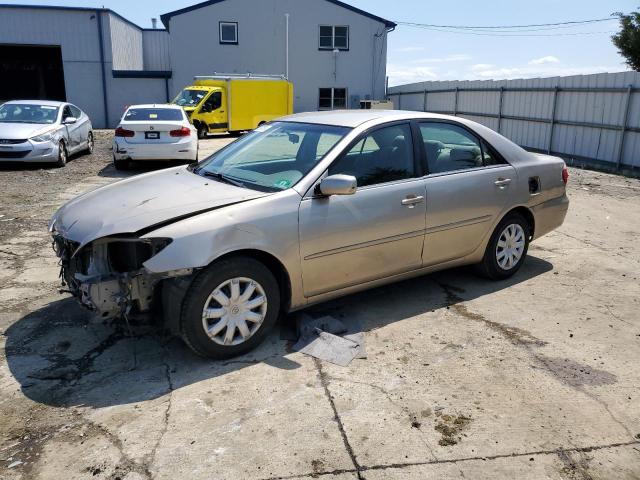 TOYOTA CAMRY LE 2005 with VIN 4T1BE30K45U071291 - Photo from auction