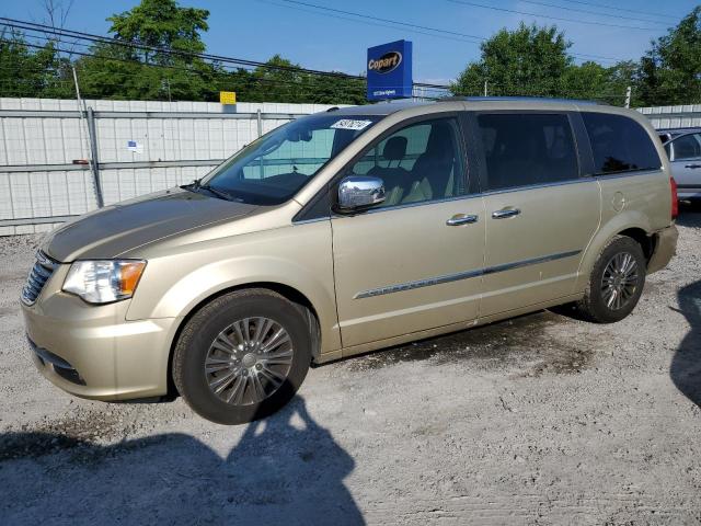 CHRYSLER TOWN & COU 2011 with VIN 2A4RR6DG7BR630723 - Photo from auction