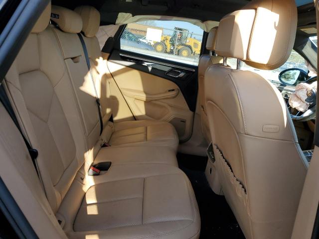 Photo 11 from auction – 2017 PORSCHE MACAN S with VIN WP1AB2A50HLB18952