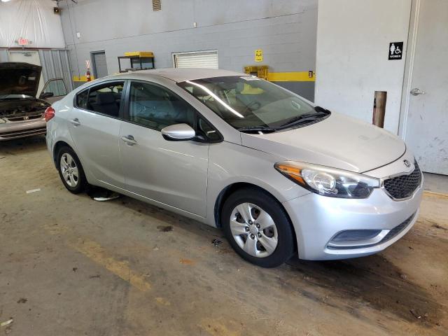 Photo 4 from auction – 2015 KIA FORTE LX with VIN KNAFK4A63F5403316