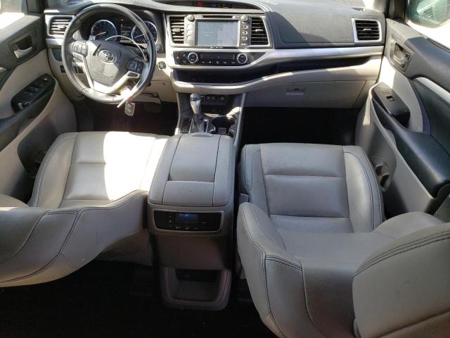 Photo 8 from auction – 2019 TOYOTA HIGHLANDER with VIN 5TDJZRFH3KS581165