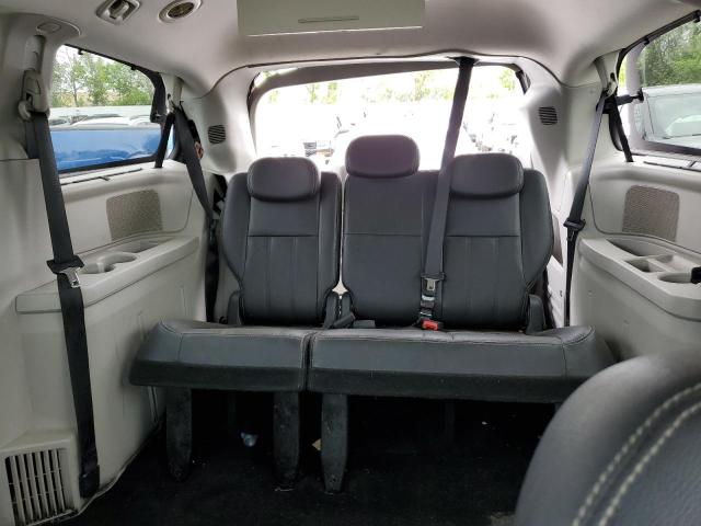 Photo 10 from auction – 2010 CHRYSLER TOWN & COU with VIN 2A4RR8DX0AR387573