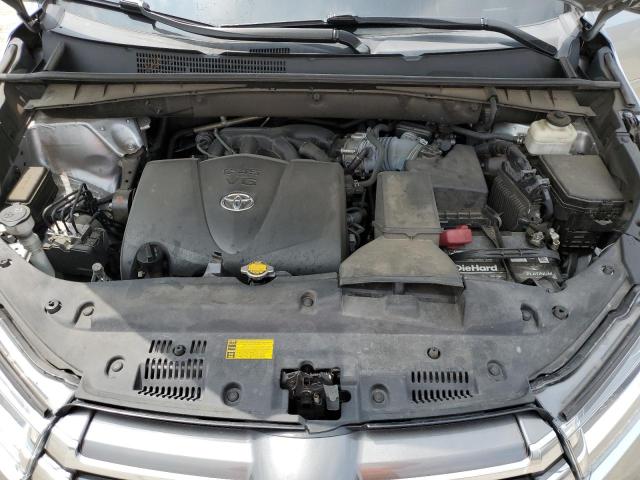 Photo 12 from auction – 2017 TOYOTA HIGHLANDER with VIN 5TDDZRFH1HS398546