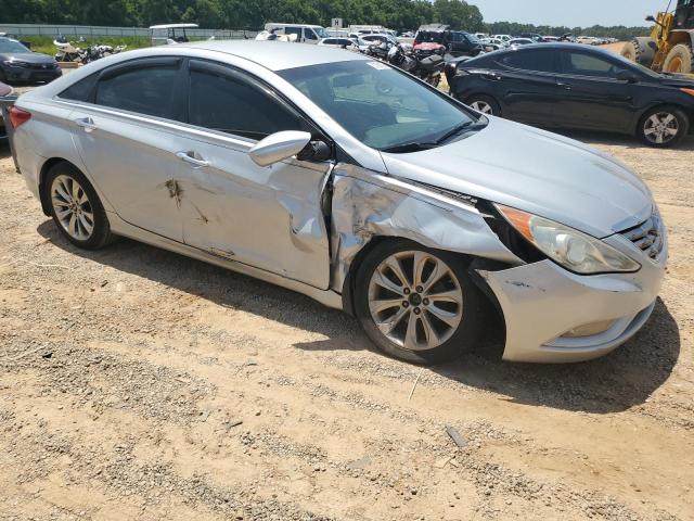 Photo 4 from auction – 2011 HYUNDAI SONATA SE with VIN 5NPEC4AC5BH148471