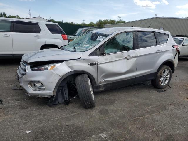 FORD ESCAPE SE 2019 with VIN 1FMCU9GD4KUA95040 - Photo from auction