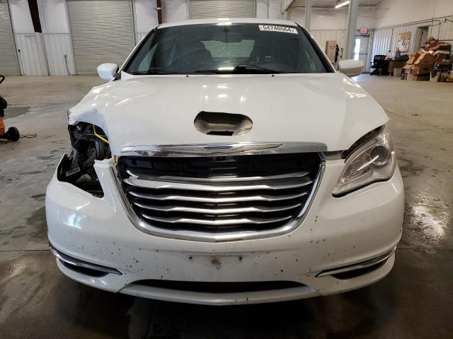 Photo 5 from auction – 2013 CHRYSLER 200 TOURIN with VIN 1C3CCBBB3DN545718
