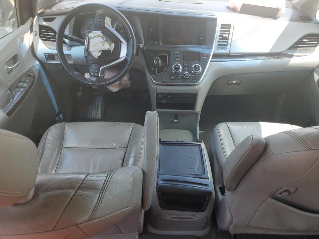 Photo 8 from auction – 2016 TOYOTA SIENNA XLE with VIN 5TDYK3DC7GS749324